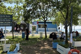 "ANTİK BALIK" ÜÇÜNCÜ ŞUBESİNİ İZMİT SAHİLİNDE AÇTI