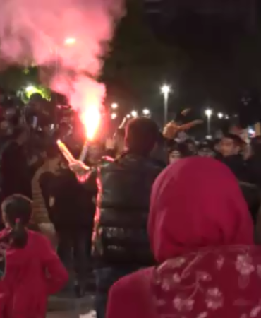 Derbinin ardından Galatasaraylı taraftarlardan kutlama