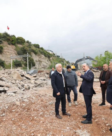 Diliskelesi sahili ikinci etap projesinde ilk kazma vuruldu (2)