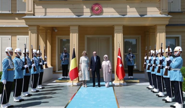 CUMHURBAŞKANI ERDOĞAN, BELÇİKA KRALİÇESİ MATHİLDE'Yİ KABUL ETTİ.