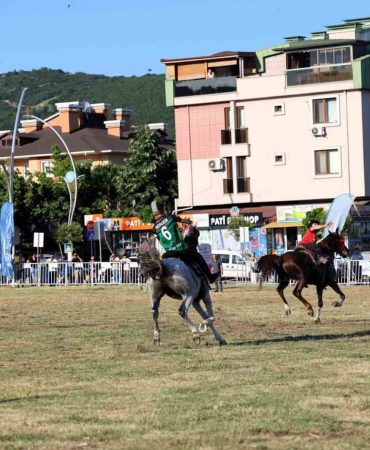 ASIRLARDIR SÜREGELEN ATA SPORU NEFESLERİ KESTİ