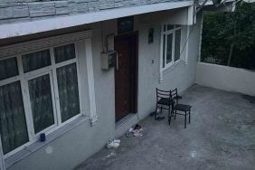 SOKAK ORTASINDA EŞİNİ ÖLDÜREN KOCA: "ÇOCUĞUMLA GÖZ GÖZE GELİNCE DURDUM" DİLOVASI'NDA EŞİNİ SOKAK ORTASINDA ÖLDÜREN ZANLI TUTUKLANDI