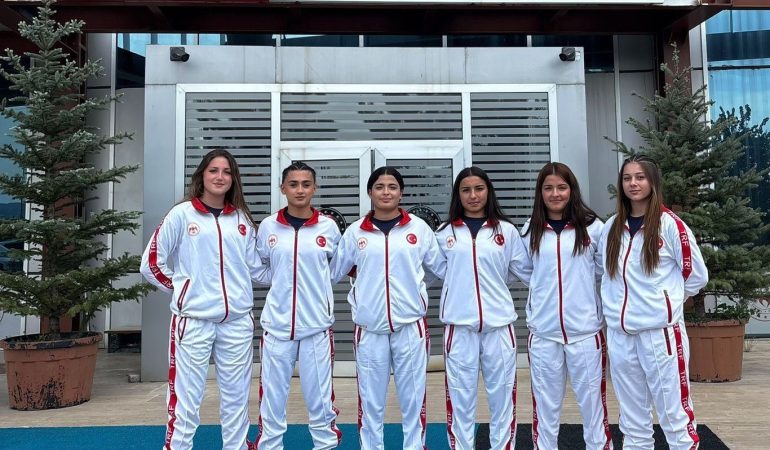 KÖRFEZ GENÇLERBİRLİĞİNDEN RAGBİ MİLLİ TAKIMI'NA 8 SPORCU