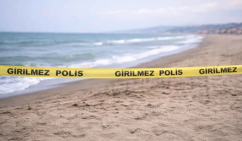 Darıca’da boş arazide erkek cesedi bulundu