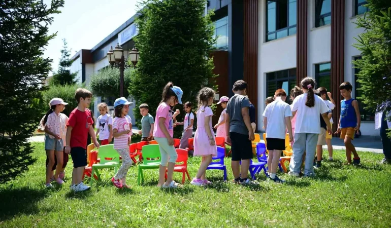 Çayırova’da çocuklara yönelik yaz kursları sürüyor