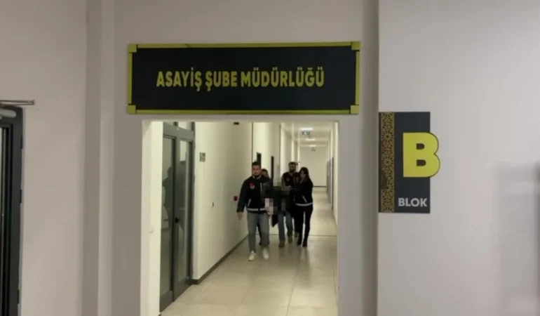 19 yıl önce doğurduğu bebeğini çöpe atmıştı: Mahkemede “Hatırlamıyorum” diyerek ağladı