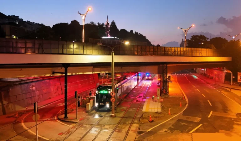 Kocaeli’de tramvayın yolcu kapasitesi 600’e çıkıyor